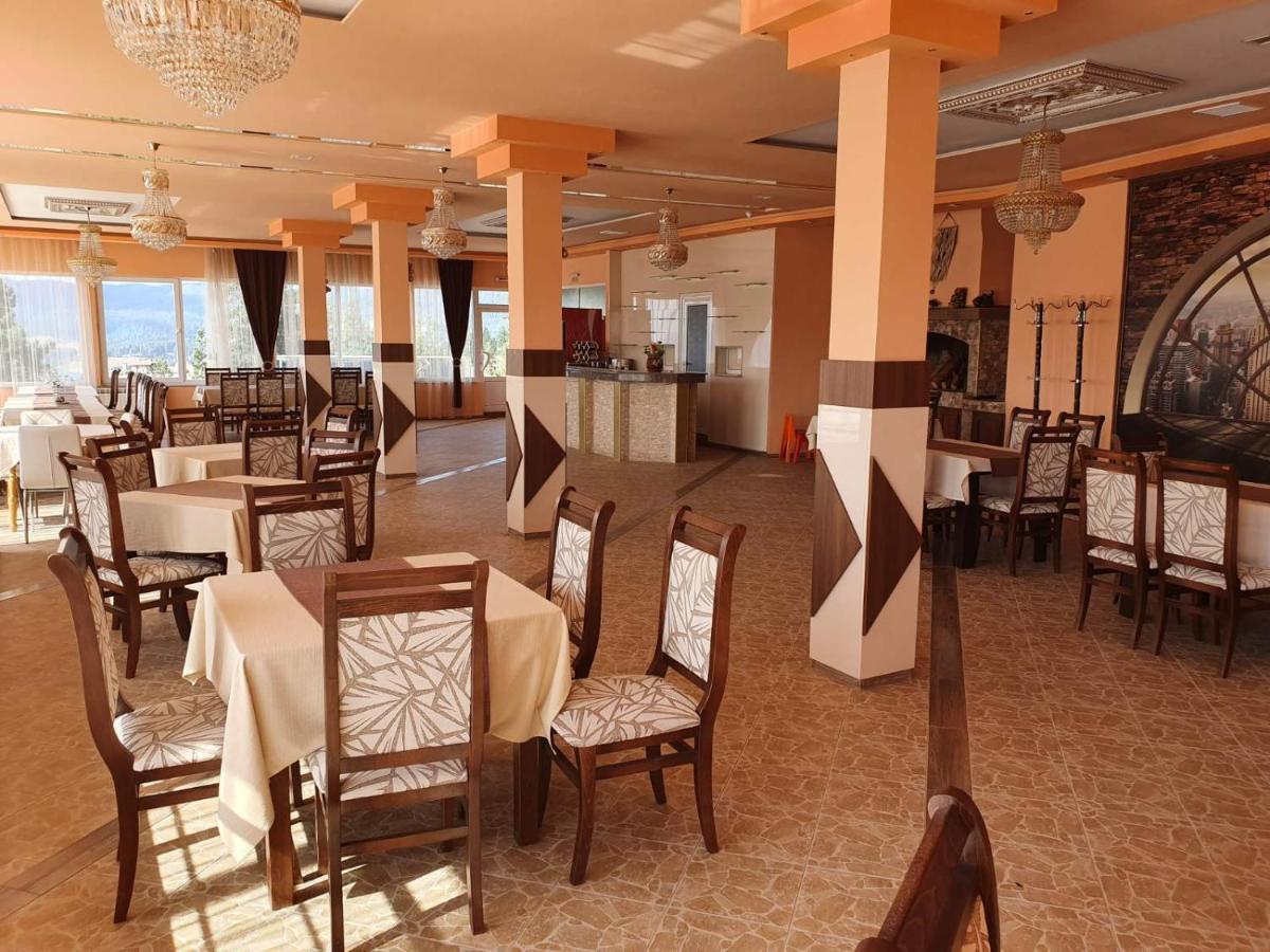 Safi Hotel Dospat Bagian luar foto