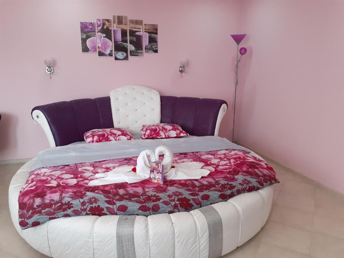 Safi Hotel Dospat Bagian luar foto