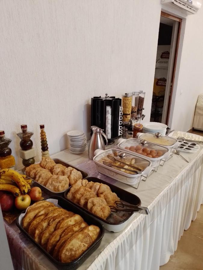 Safi Hotel Dospat Bagian luar foto