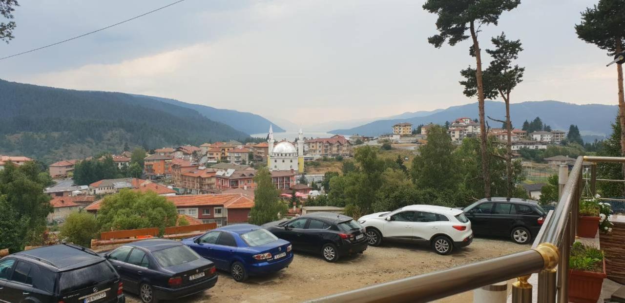 Safi Hotel Dospat Bagian luar foto